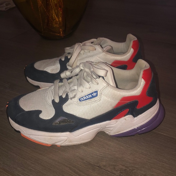 Adidas Falcons!! - Picture 1 of 2